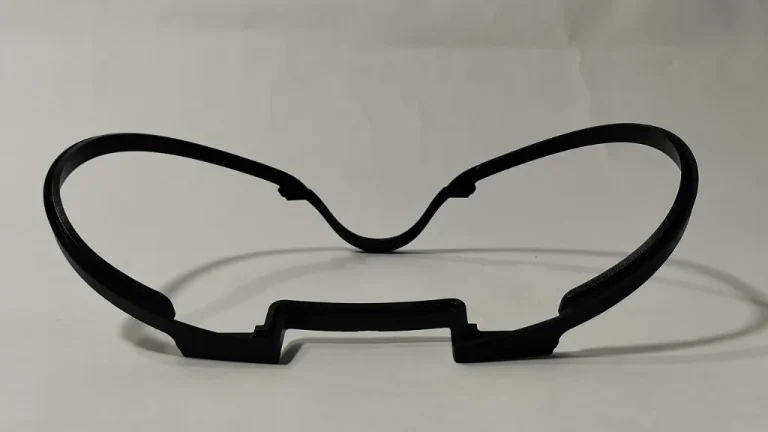 Joueur équipé d'un casque de réalité virtuelle