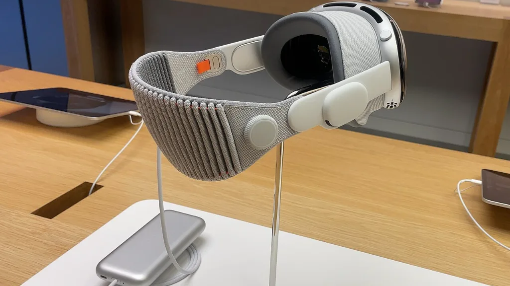 Joueur équipé d'un casque de réalité virtuelle